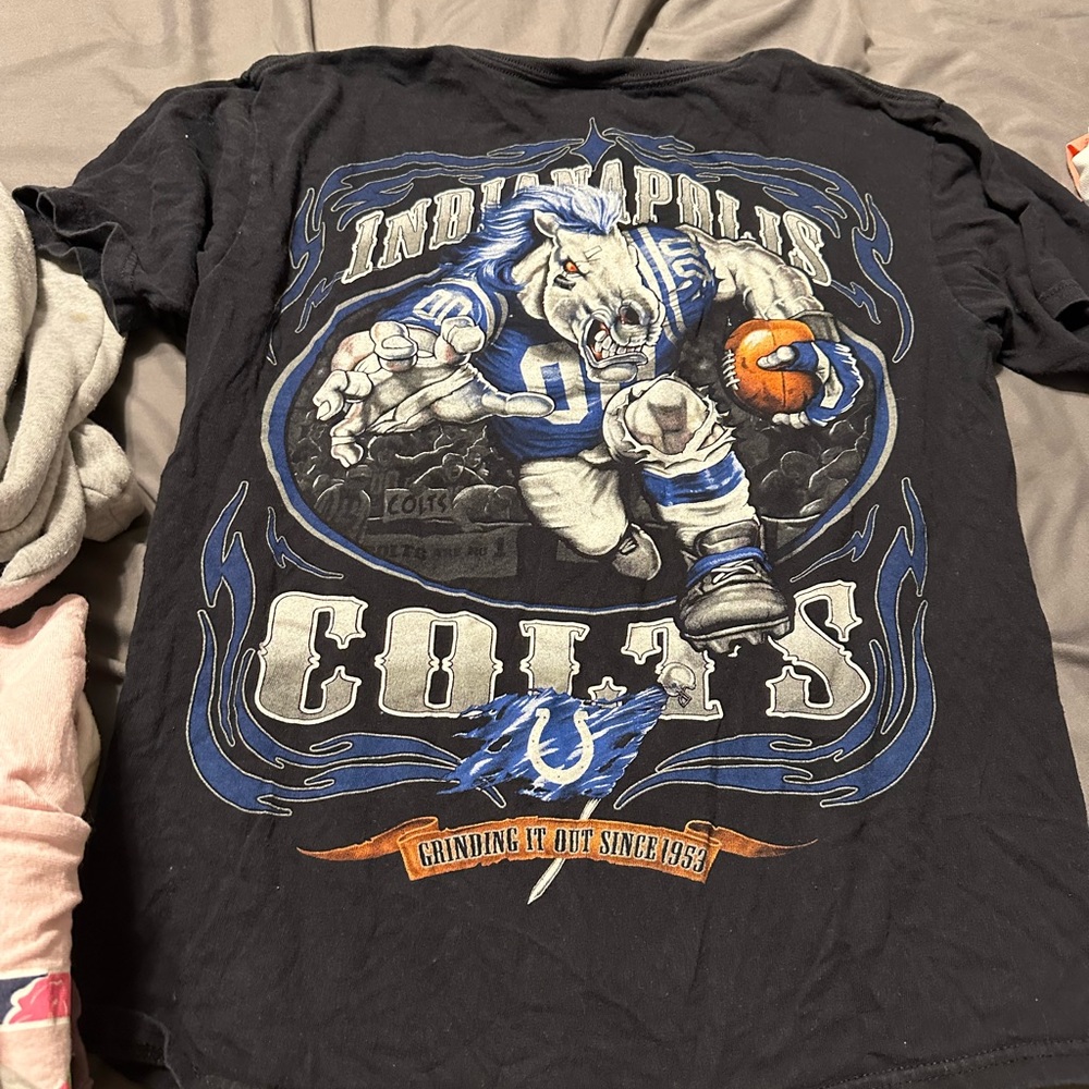 used indianpolis colts “vintage” nfl tee shirt size medium